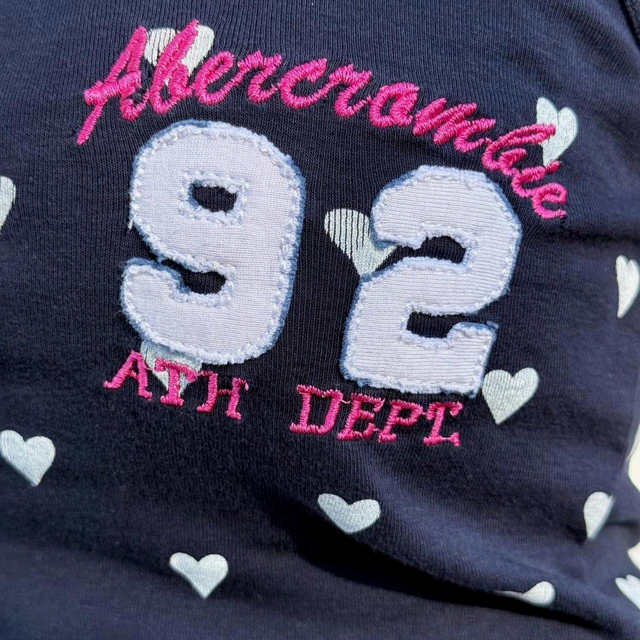 Vintage Abercrombie and Fitch heart print tank top 🧺