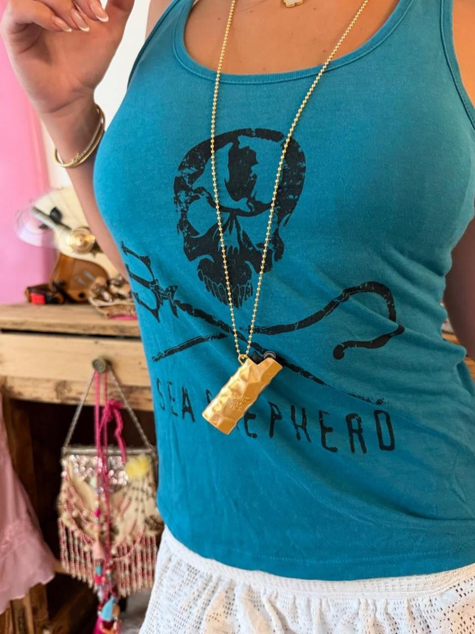 Vintage 00’s blue skull tank top
