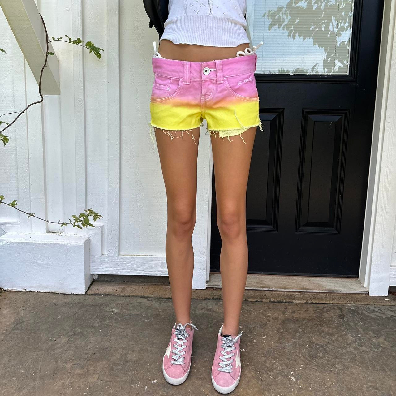 Vintage 2000’s Billabong sunset mini shorts