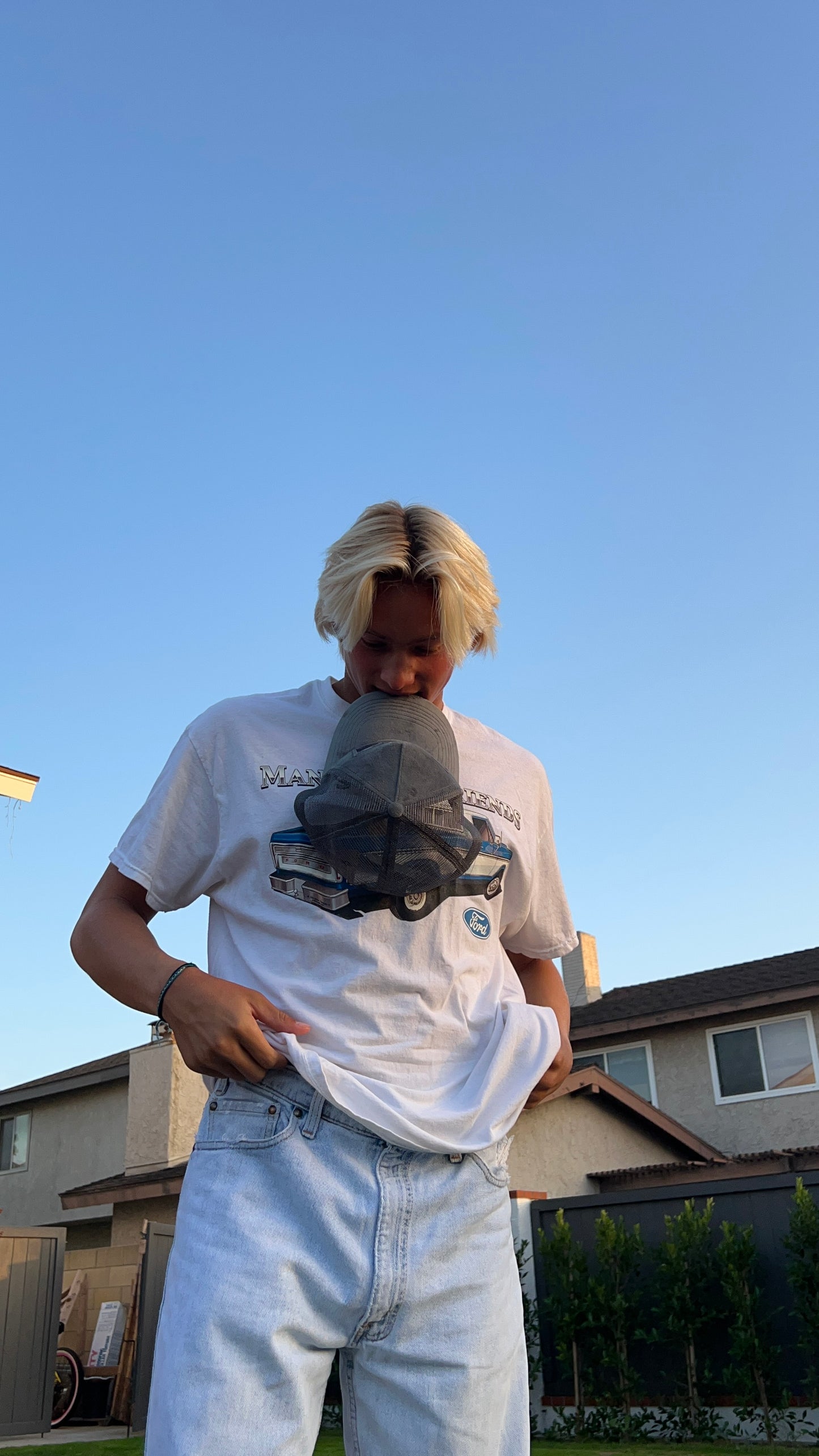 Vintage 90’s Ford Labrador car tee