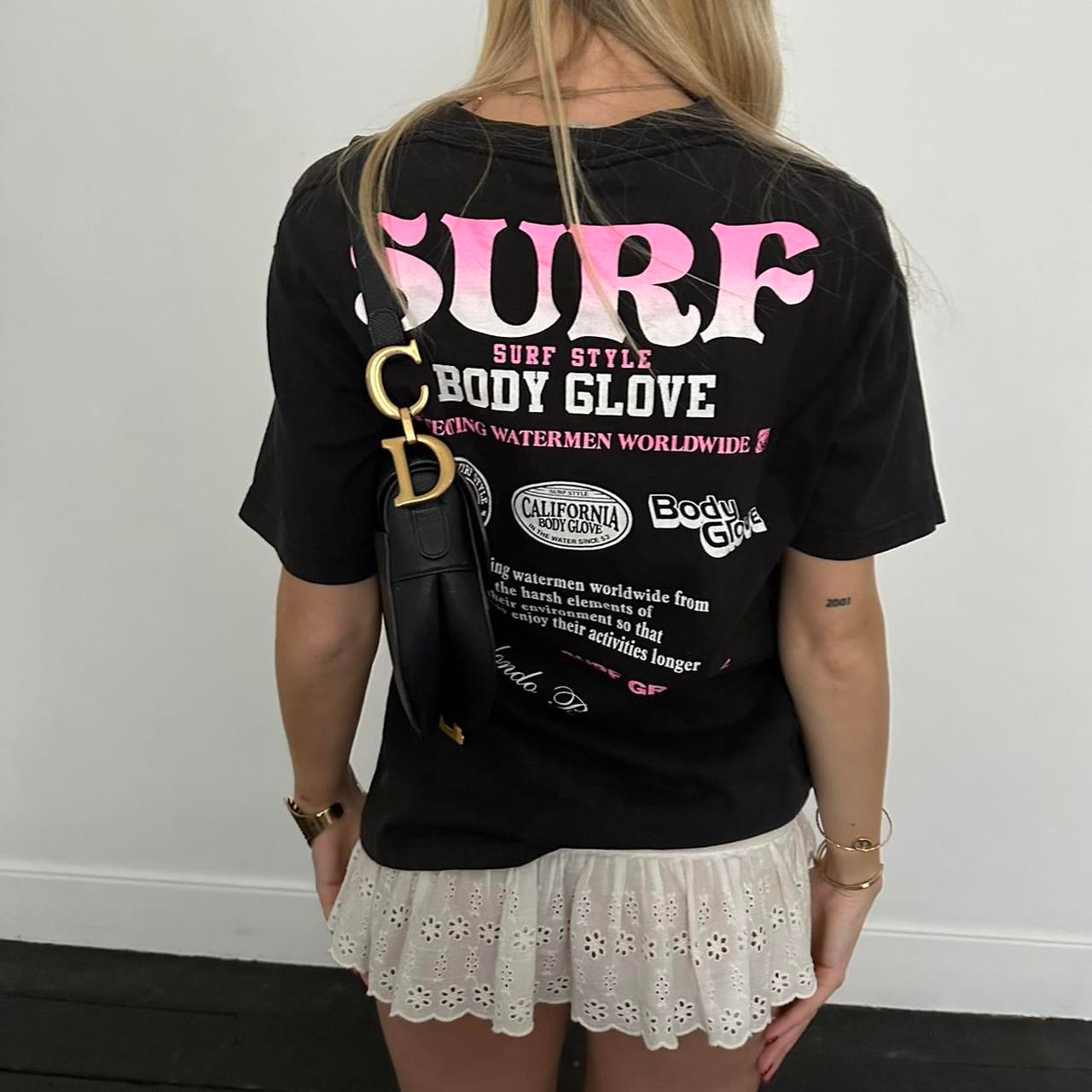 Vintage 90’s pink SURF T-shirt