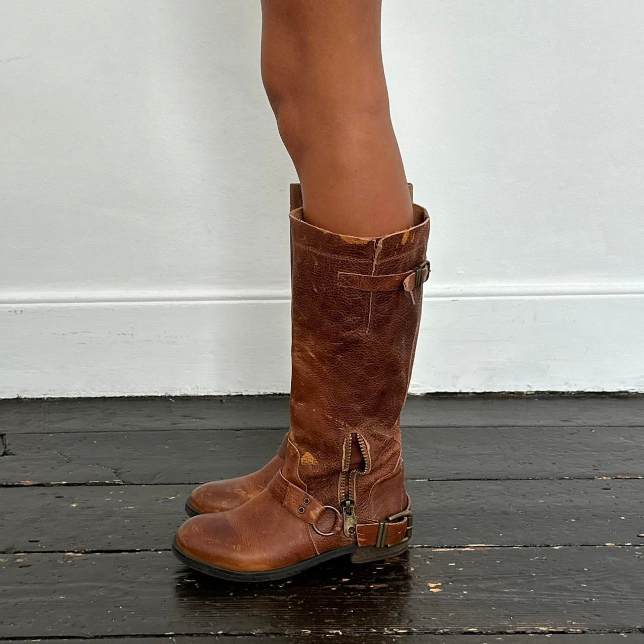 Vintage 90’s distressed leather biker boots
