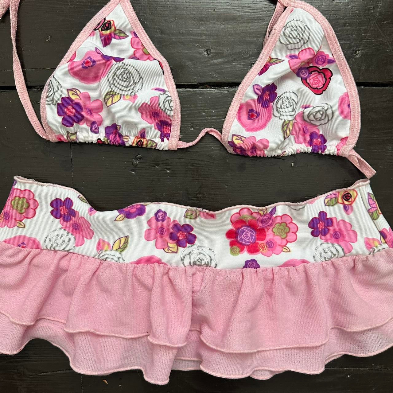 Vintage micro skirt cover up and bikini top 🍓💞🪽
