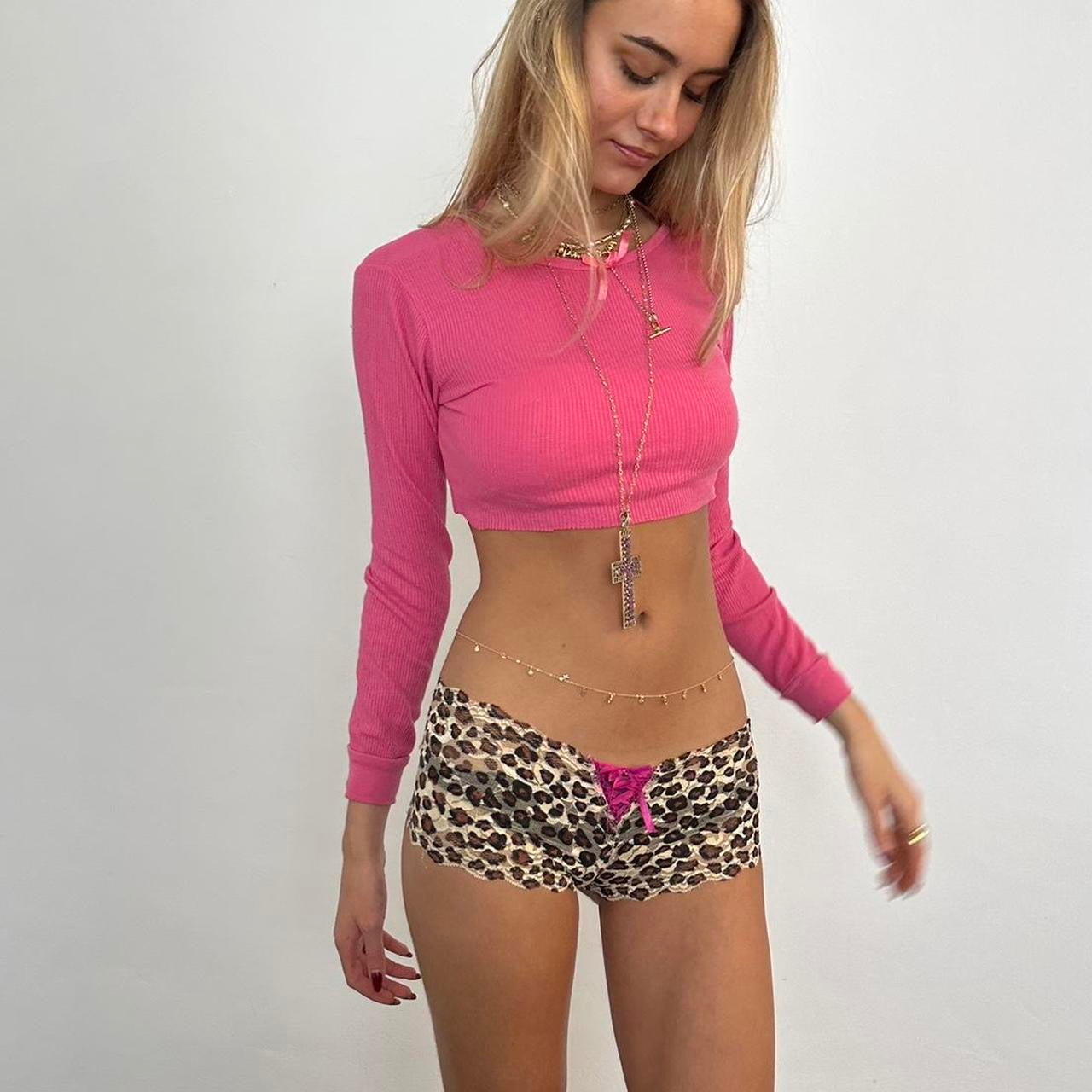 Vintage pink long sleeve top π