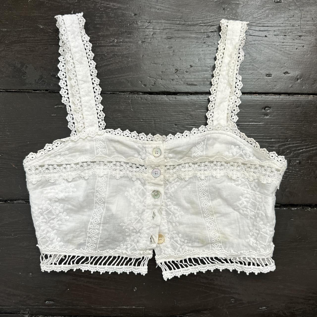 Vintage 2000’s white cropped milkmaid top 🌸