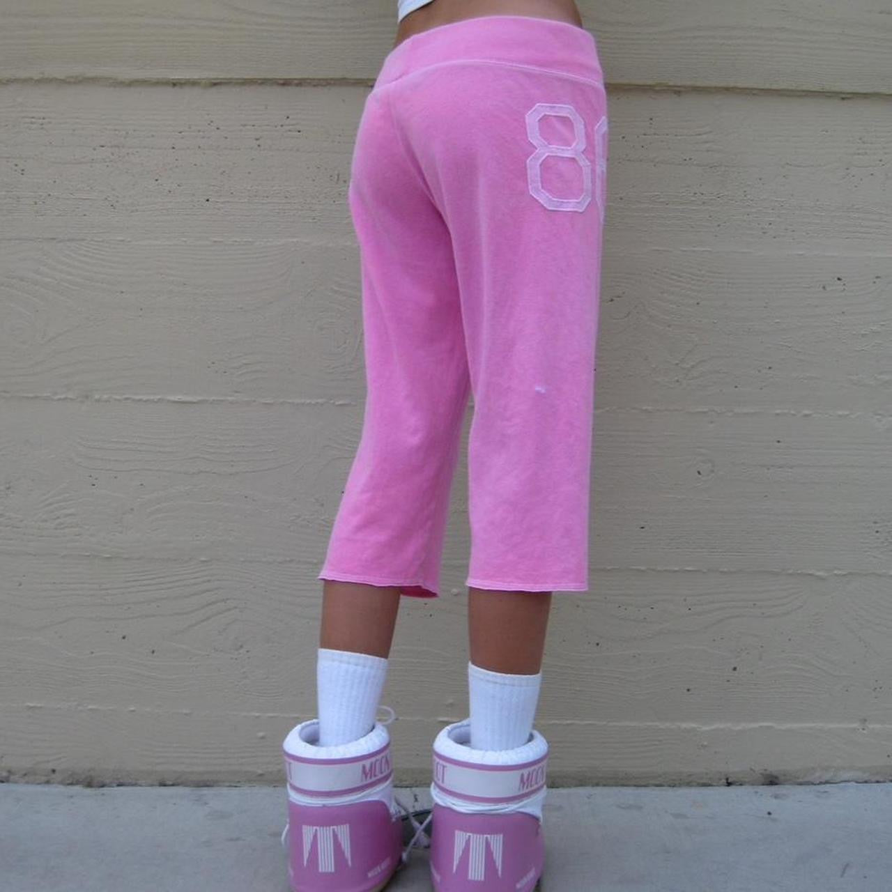 Vintage 2000’s Victorias Secret pink capri sweatpants