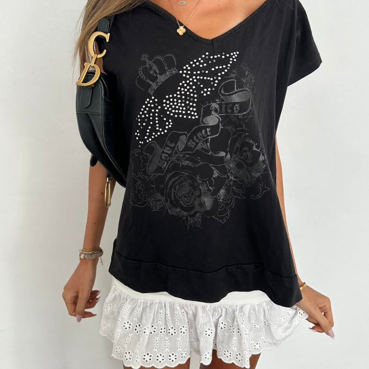 Vintage 2000’s graphic black top