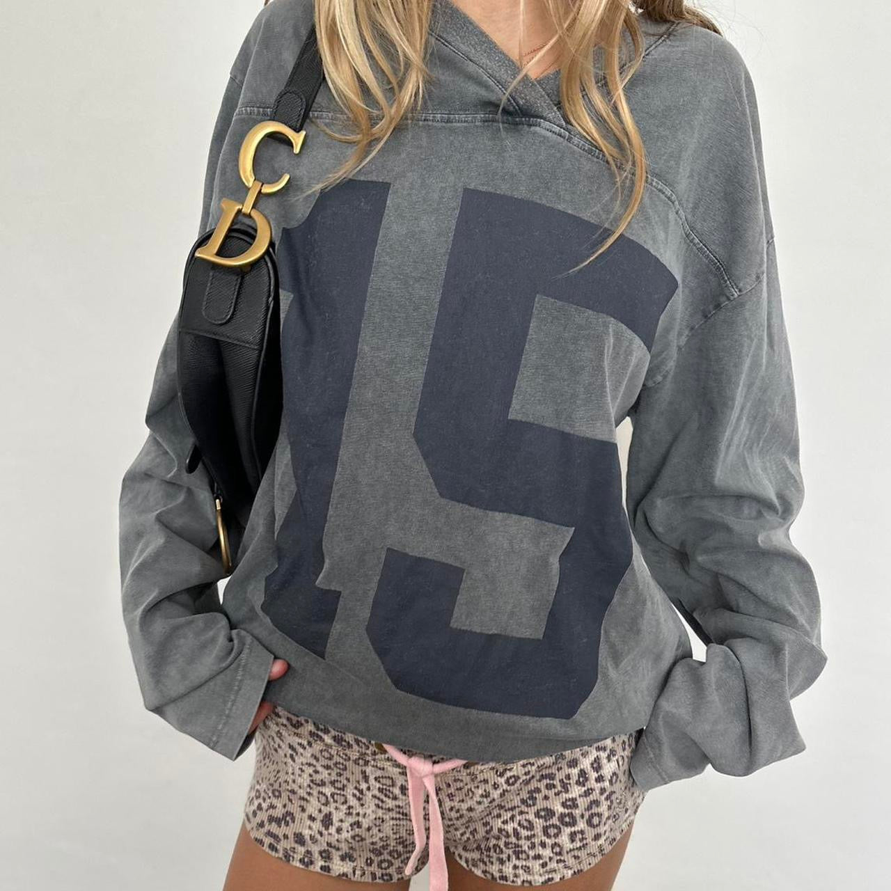 Vintage long sleeve grey jersey