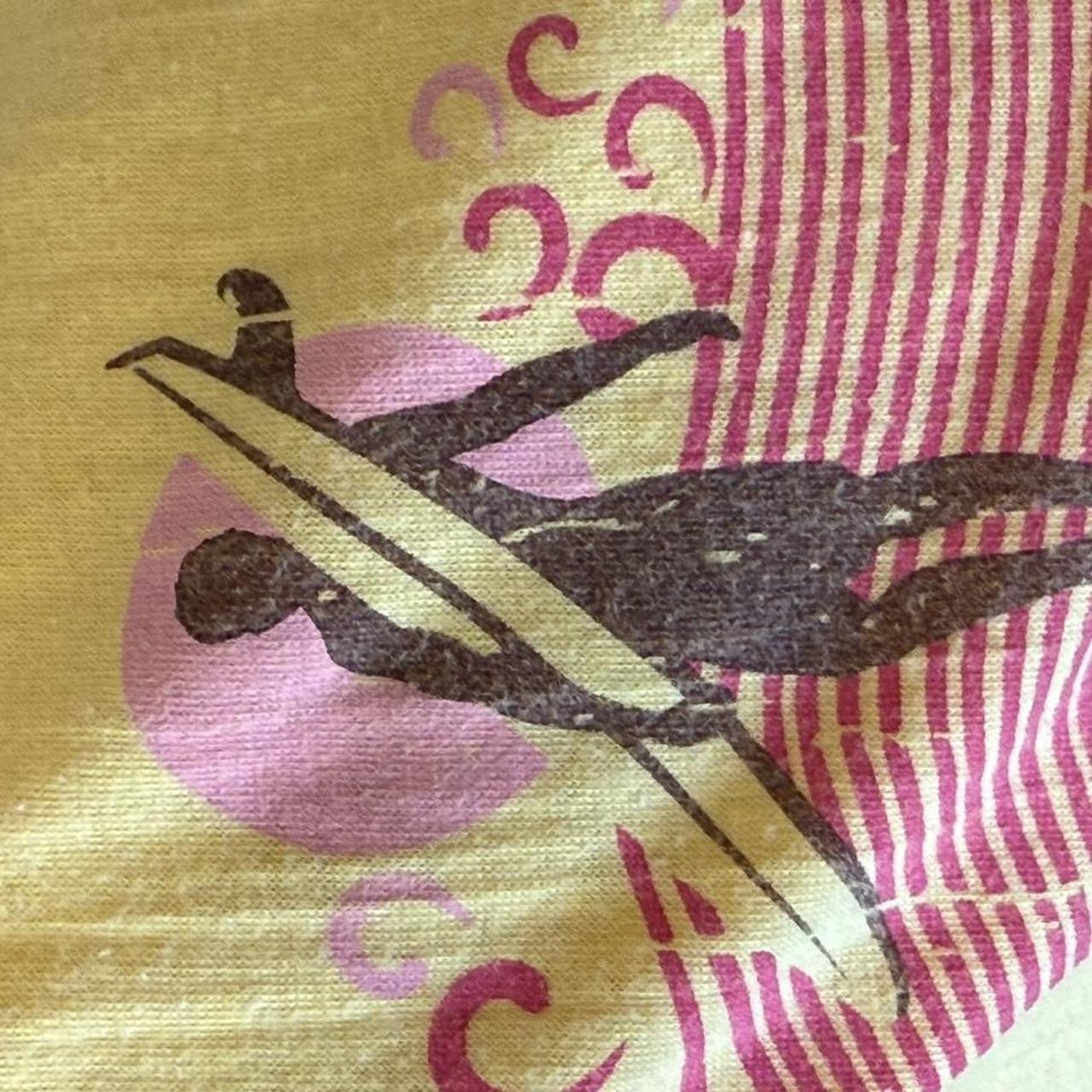 Vintage 2000’s surf yellow hoodie