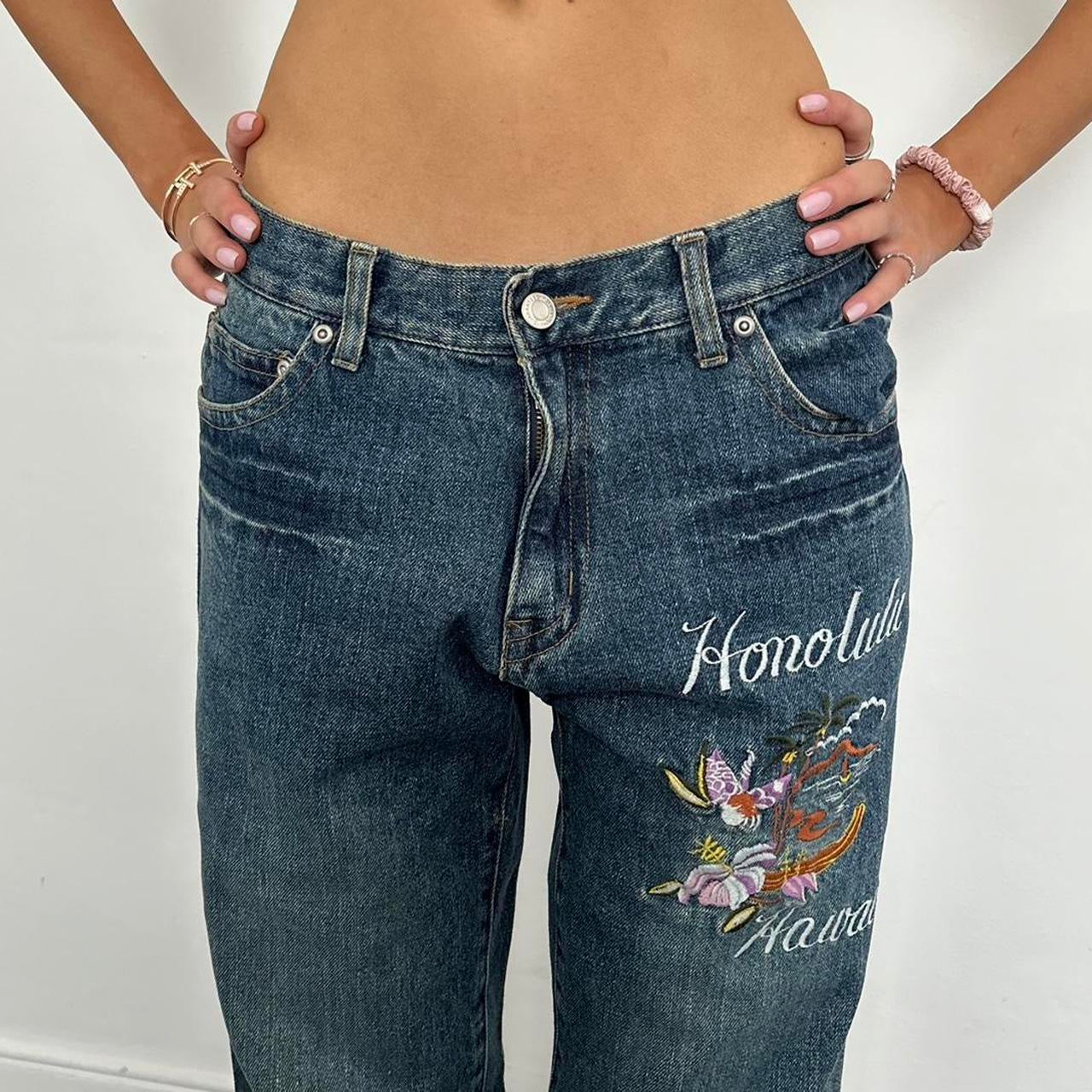 Vintage iconic rare 90s Hawaii embroidered surf jeans 🌺