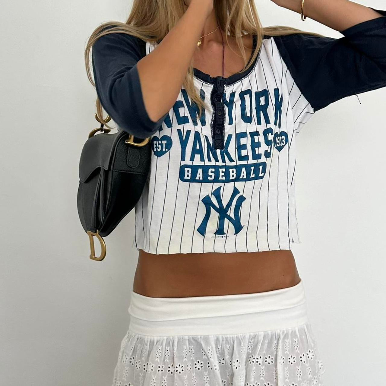 Vintage 2000’s New York Yankees baseball baby tee