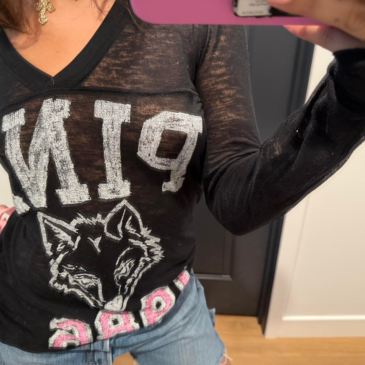 Vintage 90’s Victoria’s Secret off the shoulder black graphic top