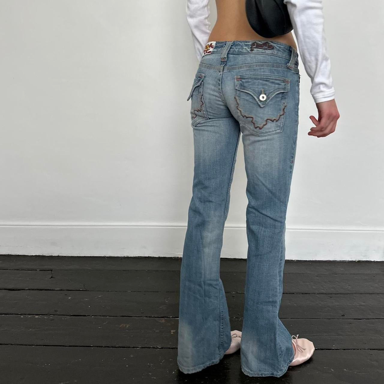Vintage 90’s beaded low waist blue distressed jeans