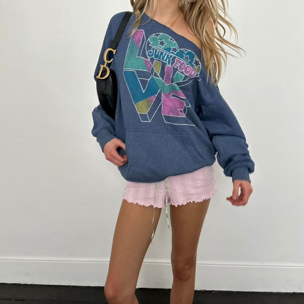 Vintage 2000’s American graphic sweatshirt