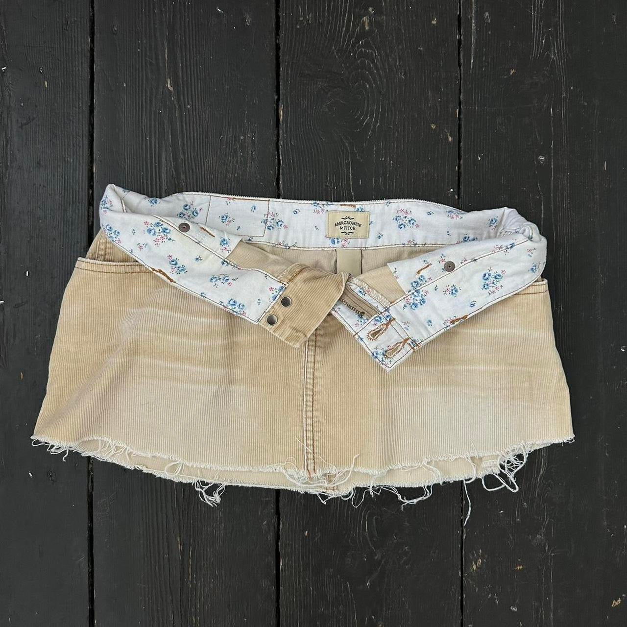 Vintage rare Abercrombie and Fitch 2000s cord mini skirt