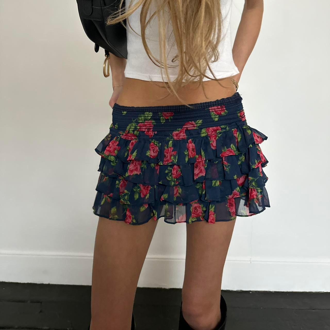Vintage early 2000s floral Abercrombie & Fitch layered mini skirt