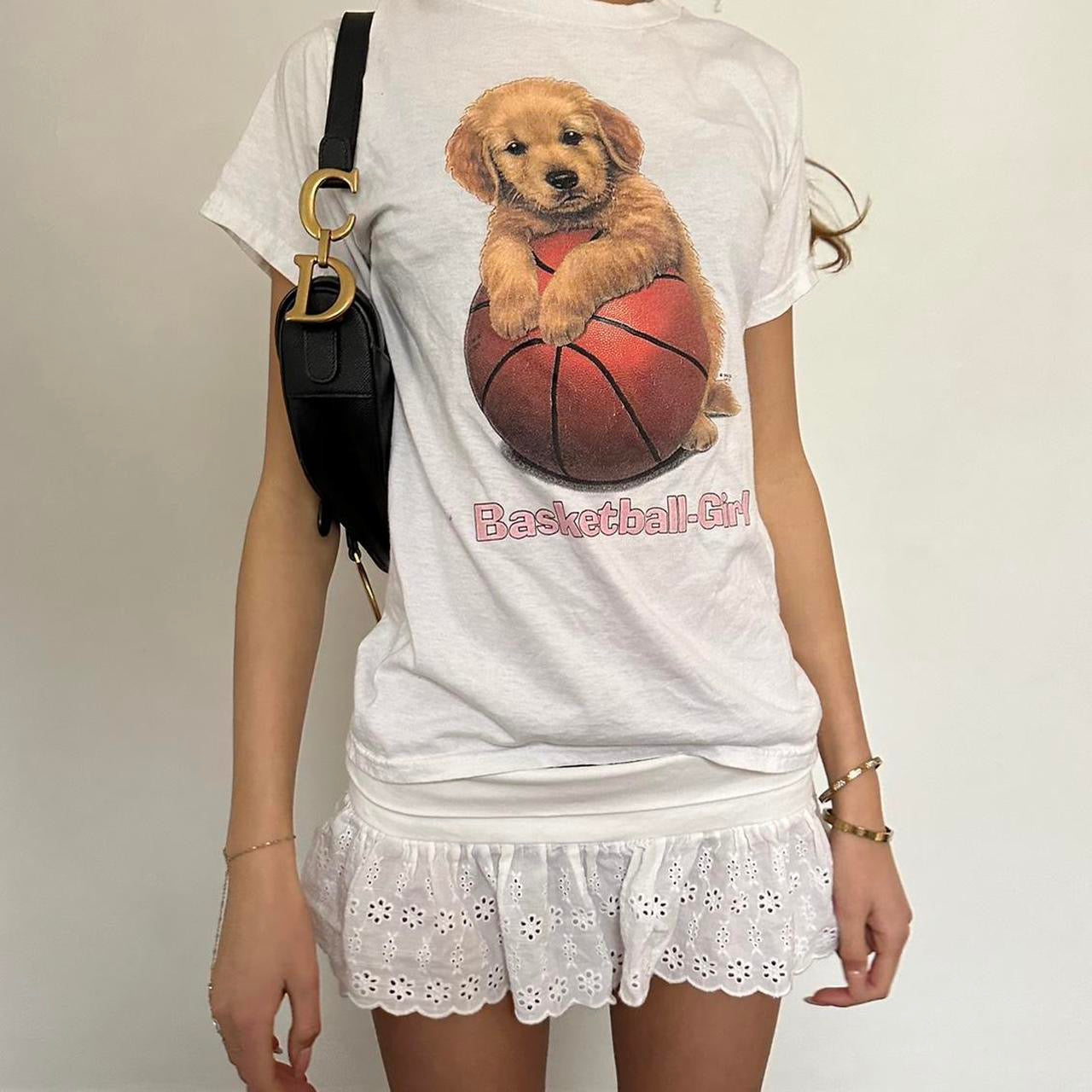 Vintage 90’s Basketball Labrador girl T-shirt