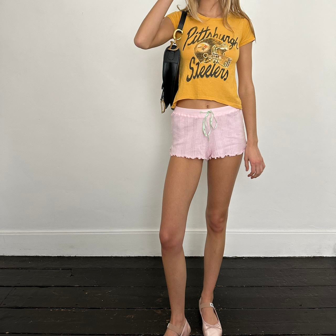 Vintage 2000’s American graphic yellow baby tee
