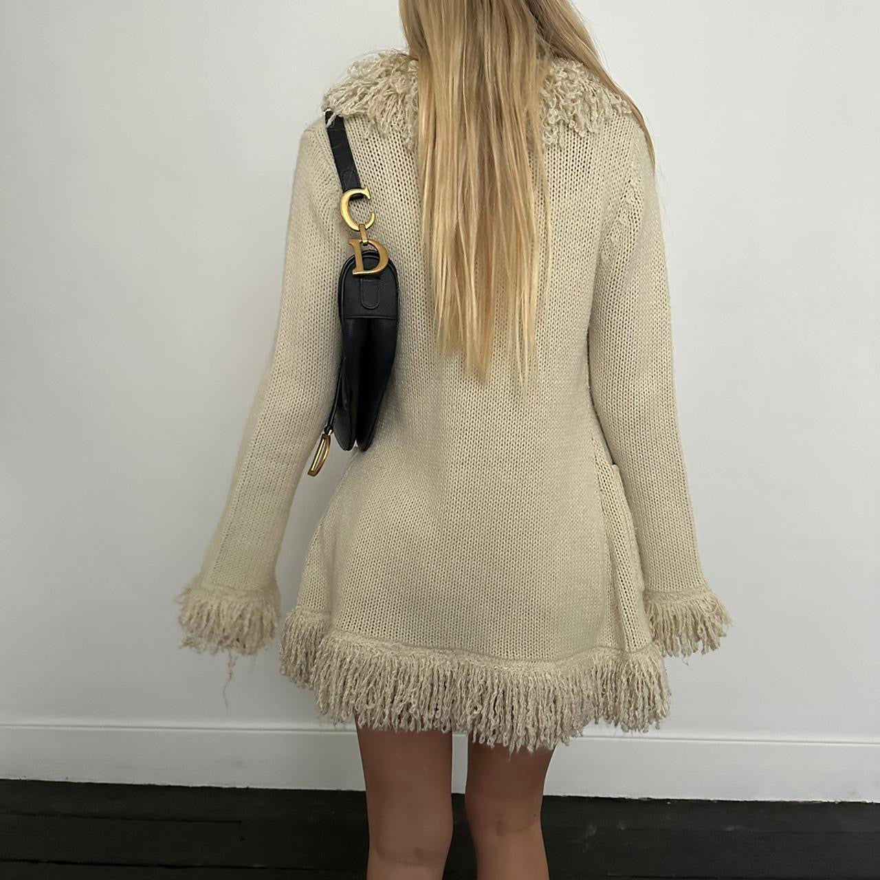 Vintage 90’s frilly knitted cream cardigan