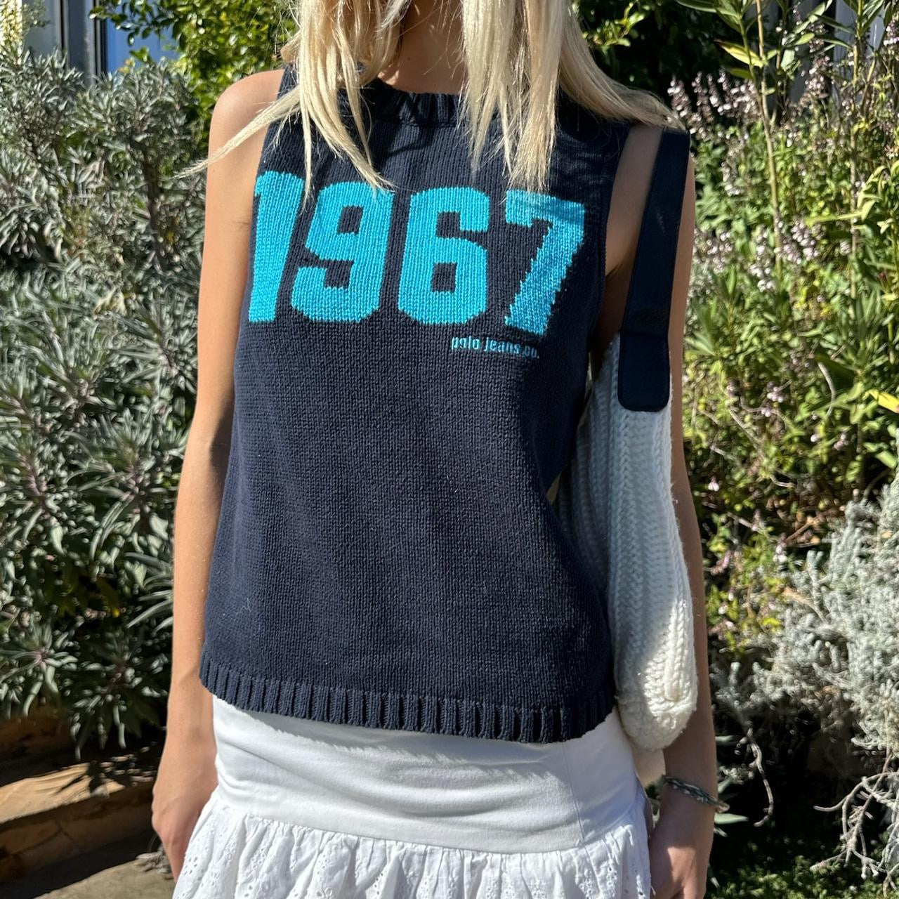 Vintage 1990ās Ralph Lauren dreamy knit sleeveless sweater
