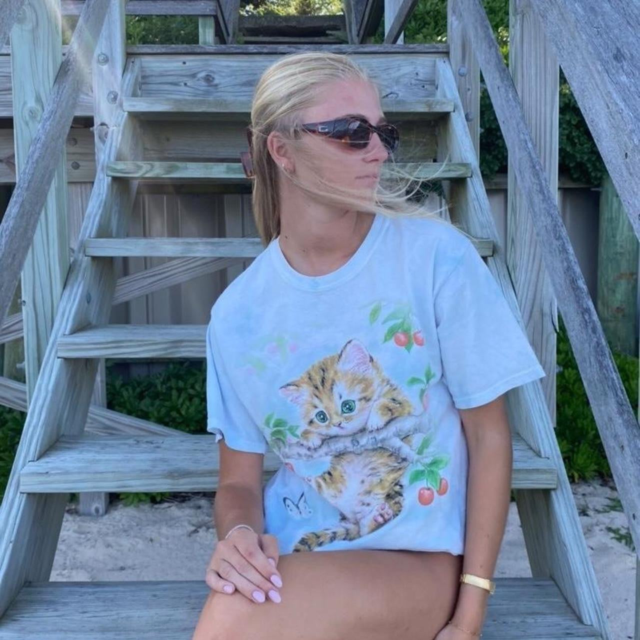 Vintage cute kitten and cherries 🍒 oversized tee