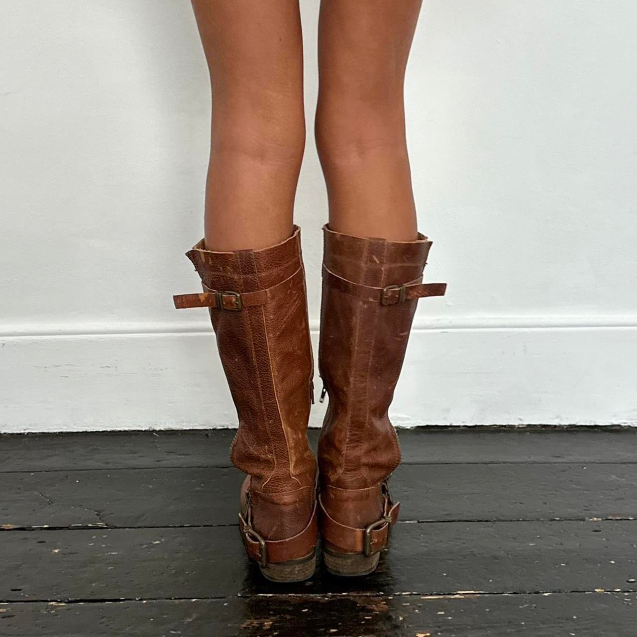 Vintage 90’s distressed leather biker boots
