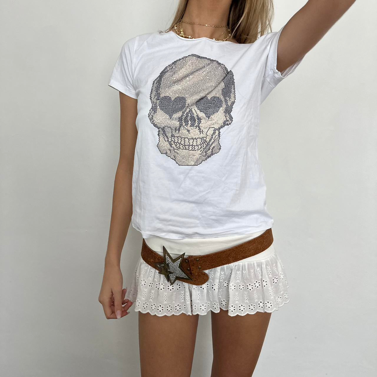 Vintage 90โs sparkly skull tee โ ๏ธ ๐