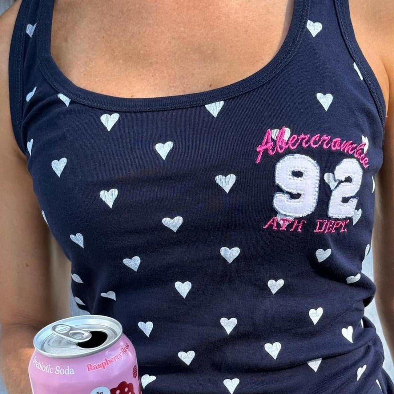 Vintage Abercrombie and Fitch heart print tank top 🧺