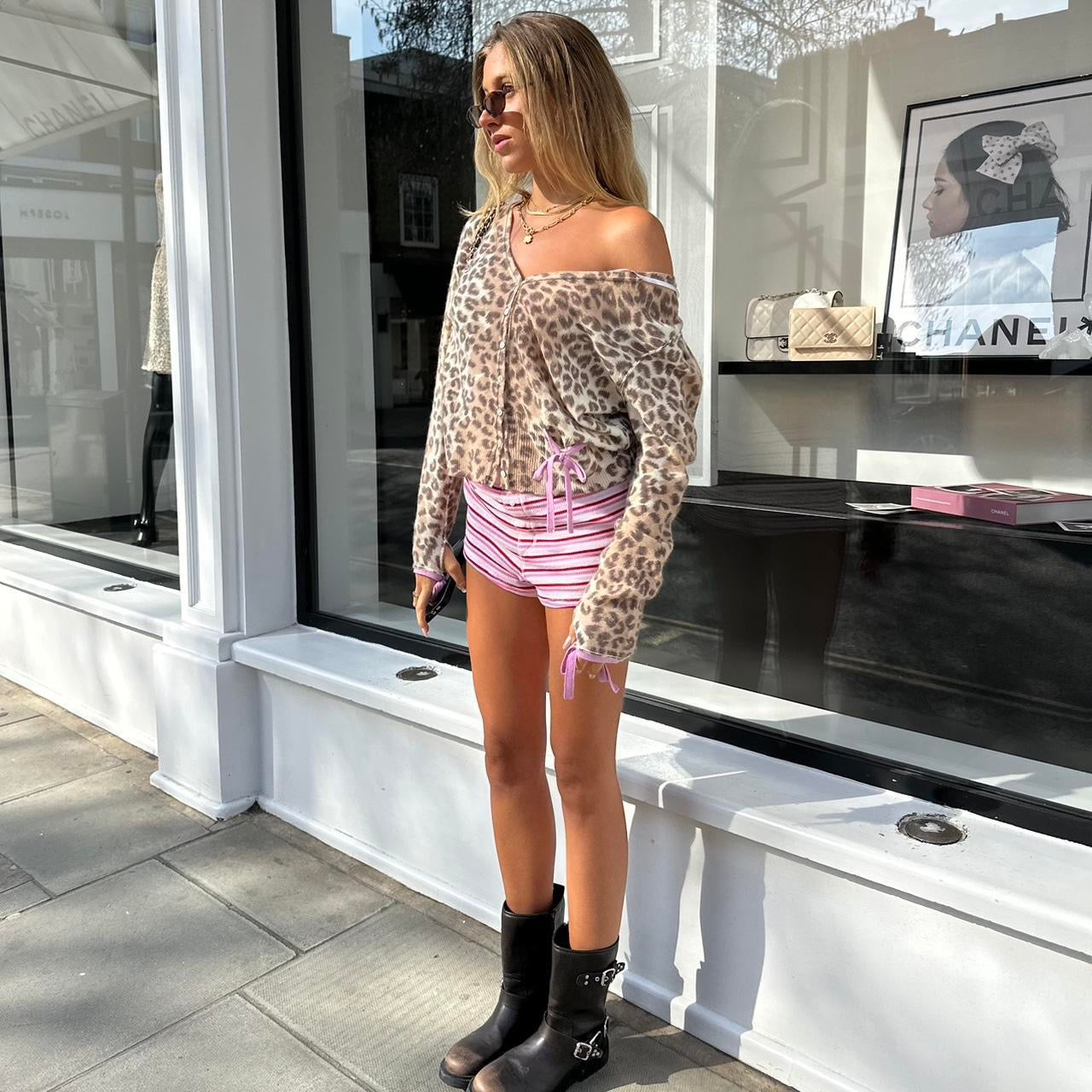 Vintage 90’s leopard print with pink ribbons knit cardigan top