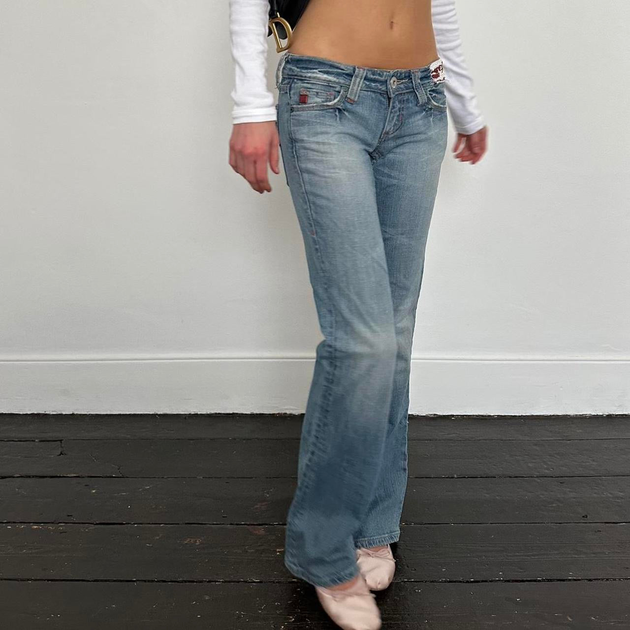 Vintage 90’s beaded low waist blue distressed jeans