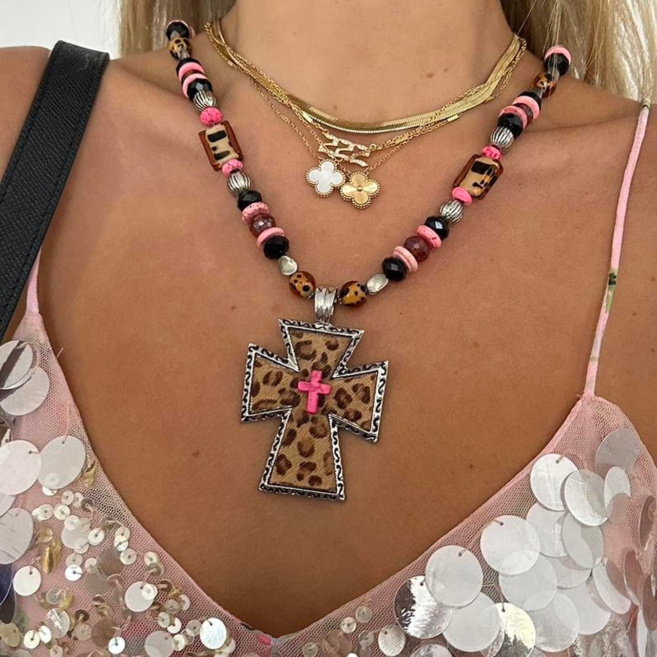 Vintage leopard print beaded necklace