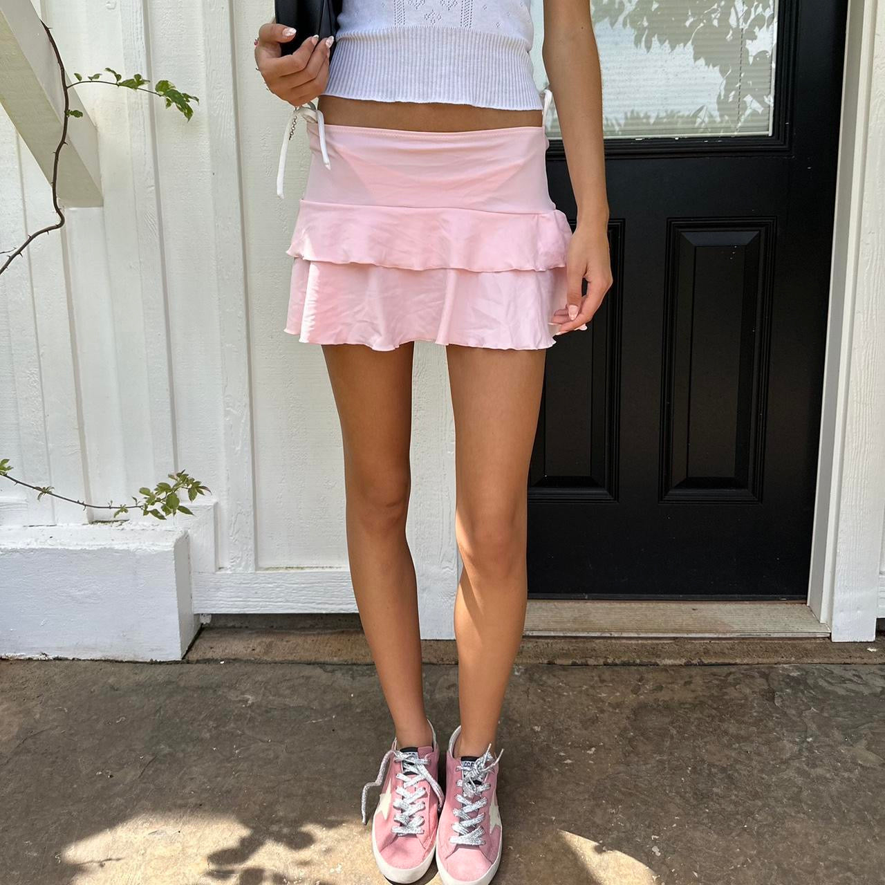 Vintage 90’s pink ruffle layered mini skirt