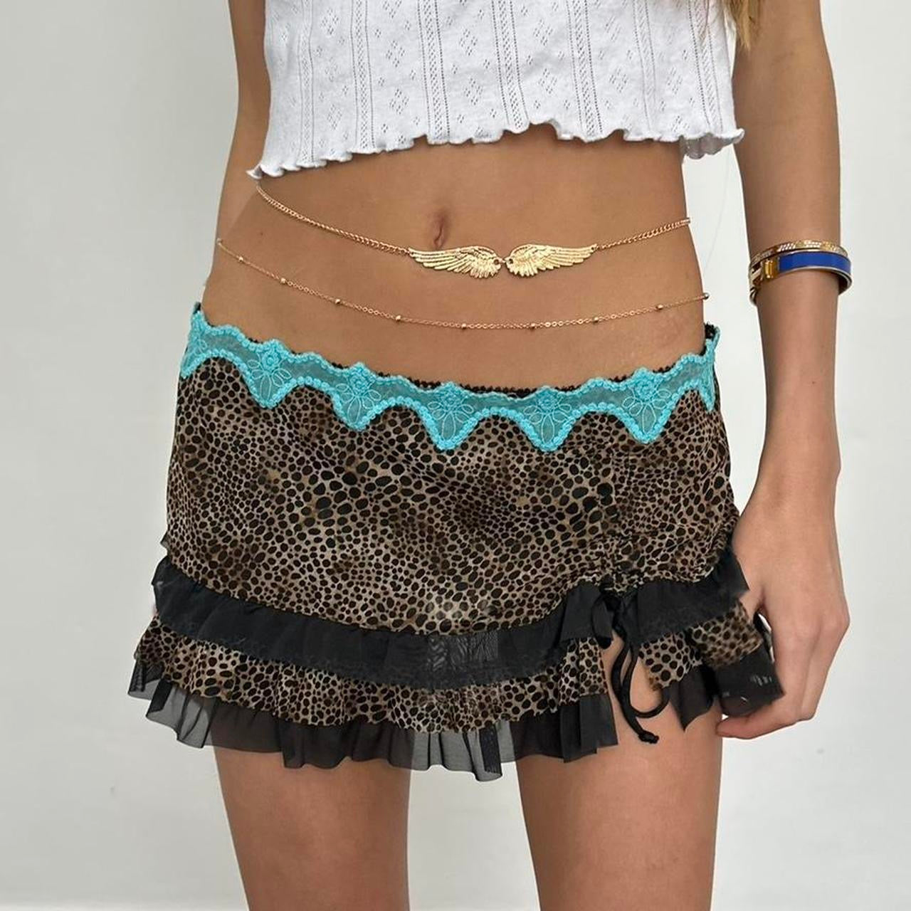 Vintage early 2000s leopard print mini skirt blue 🩵
