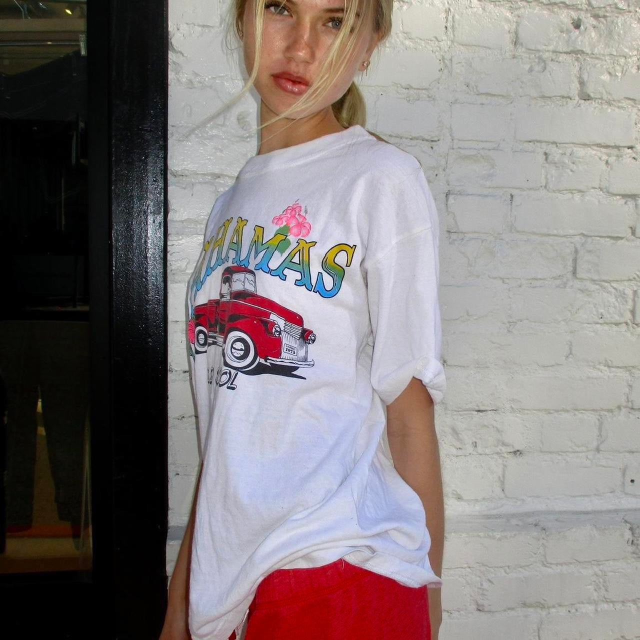 Vintage 90’s Bahamas graphic fun T-shirt
