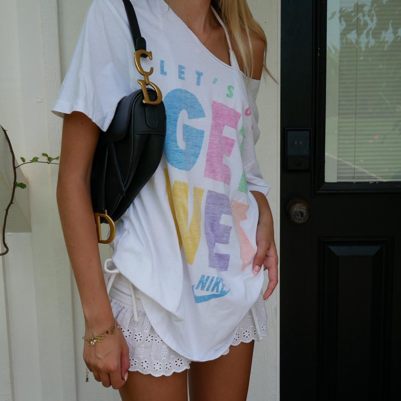 Vintage 90’s graphic Nike off the shoulder top