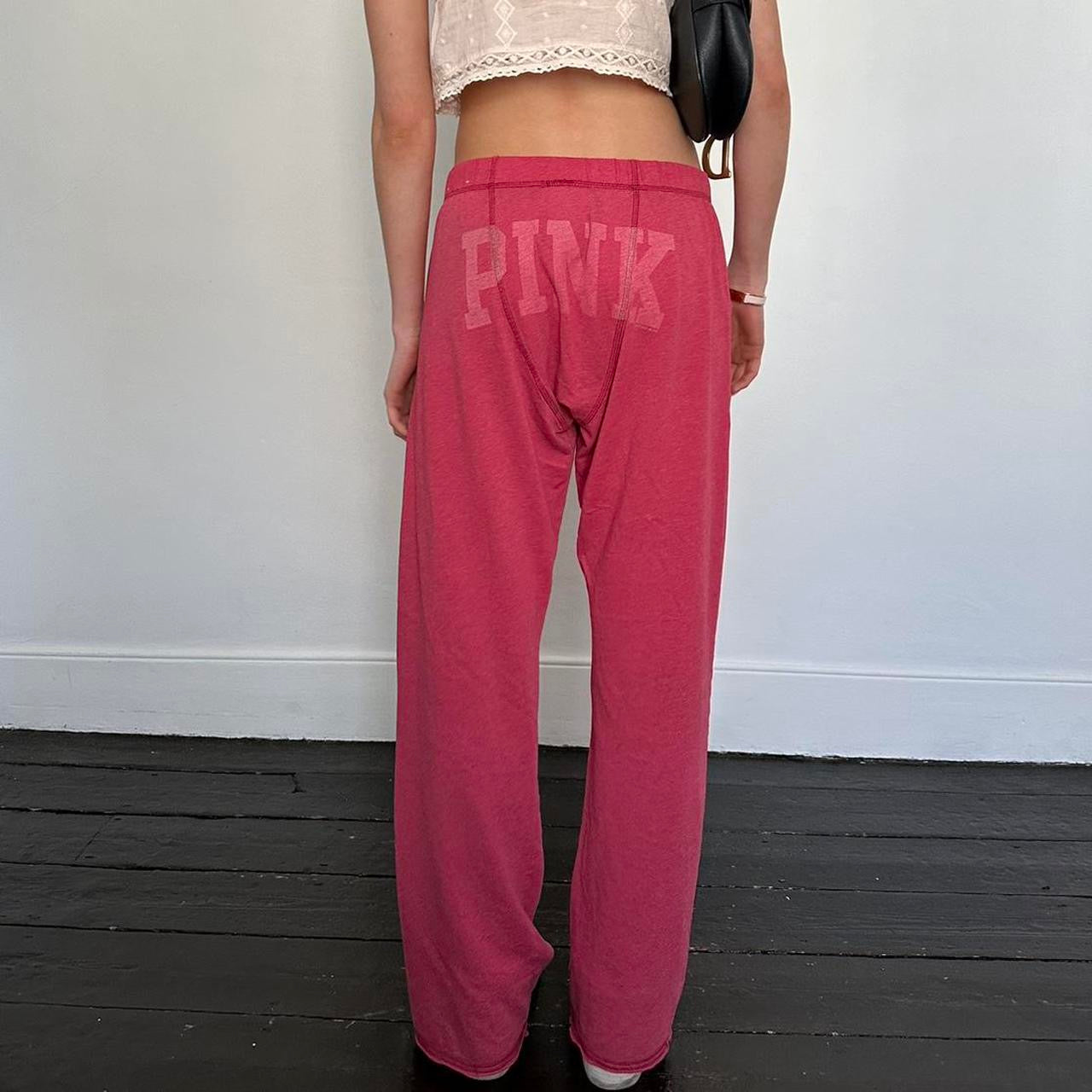 Vintage 2000’s Victoria’s Secret pink peace sweatpants
