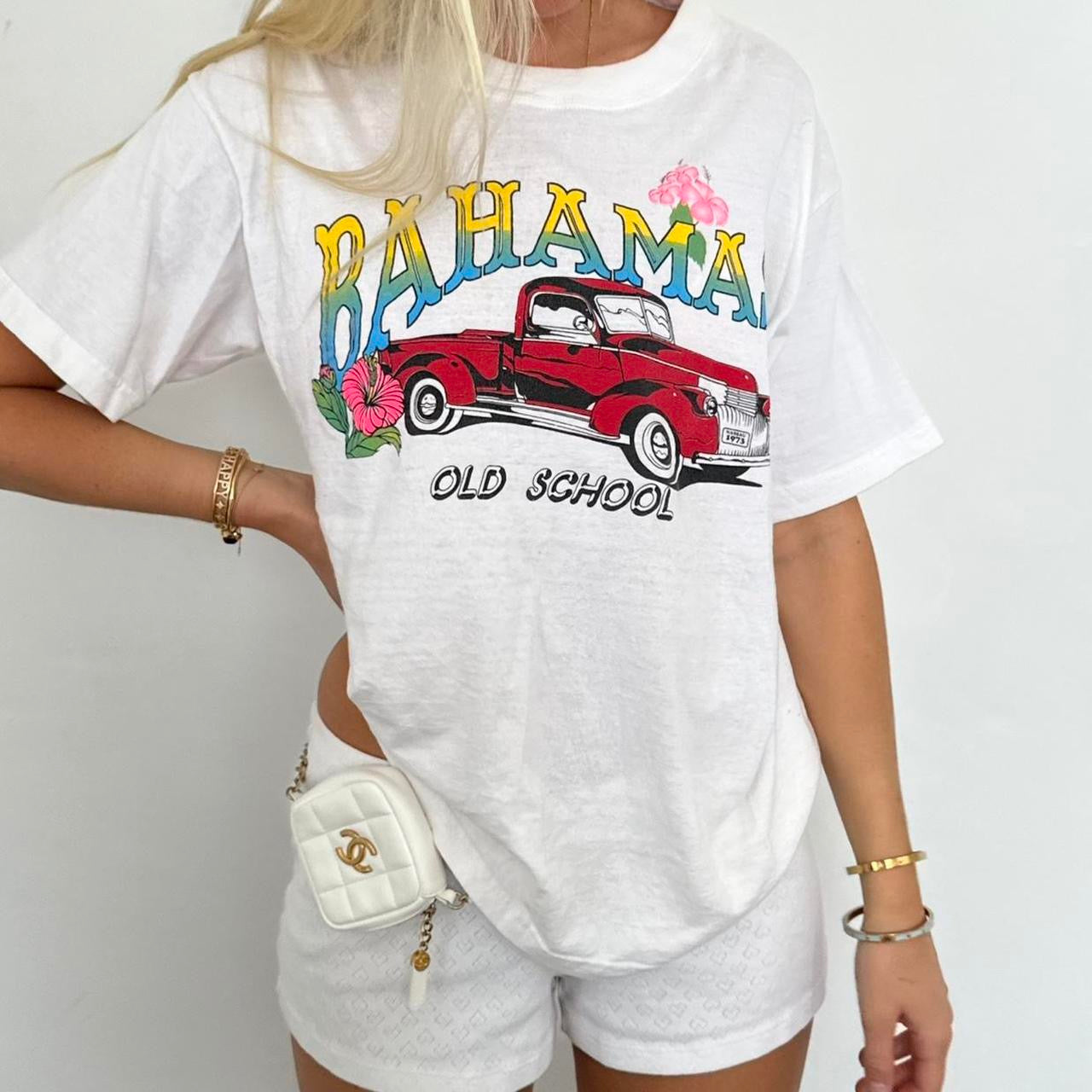 Vintage 90’s Bahamas graphic fun T-shirt