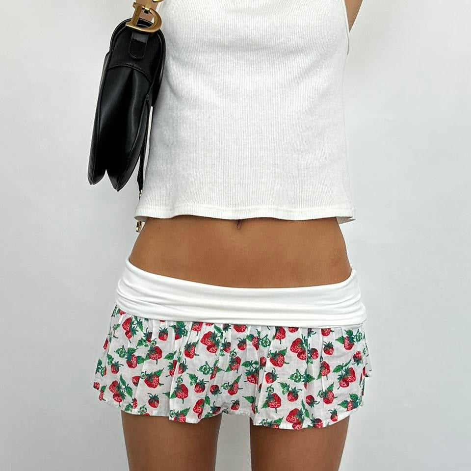 ππ½β―ππβ―πΆ π―π½ππΎπ»π πͺππΎβπΎππΆπ πͺ½ strawberry print micro mini skirt π