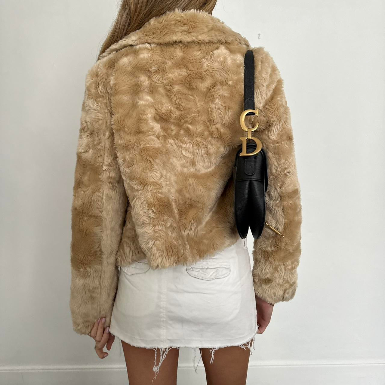 Vintage 2000’s cream/light brown faux fur jacket