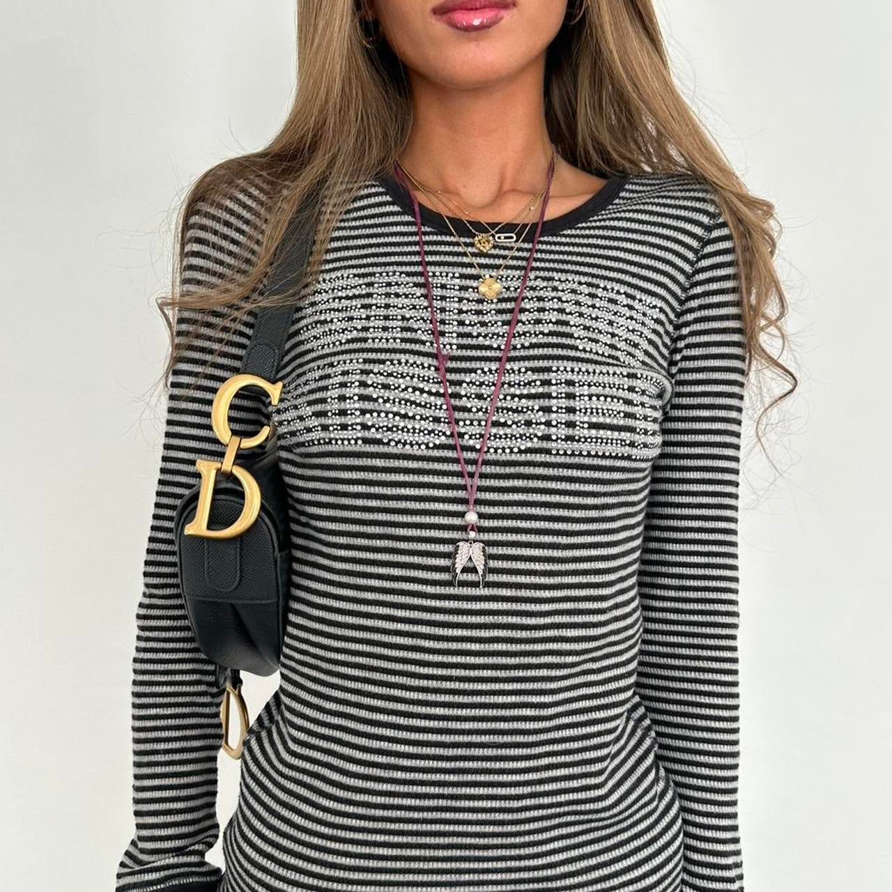 Vintage 2000’s Victoria’s Secret rare ‘Snow Kisses’ long sleeve top