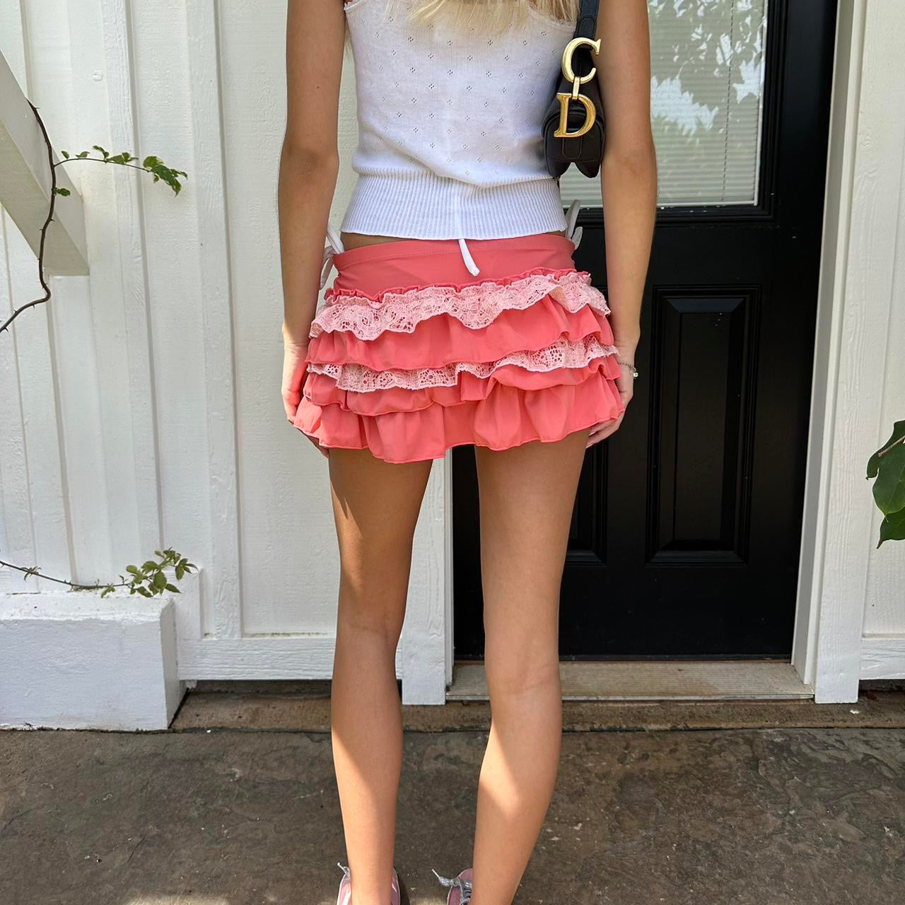 Vintage 90’s ruffle mini skirt