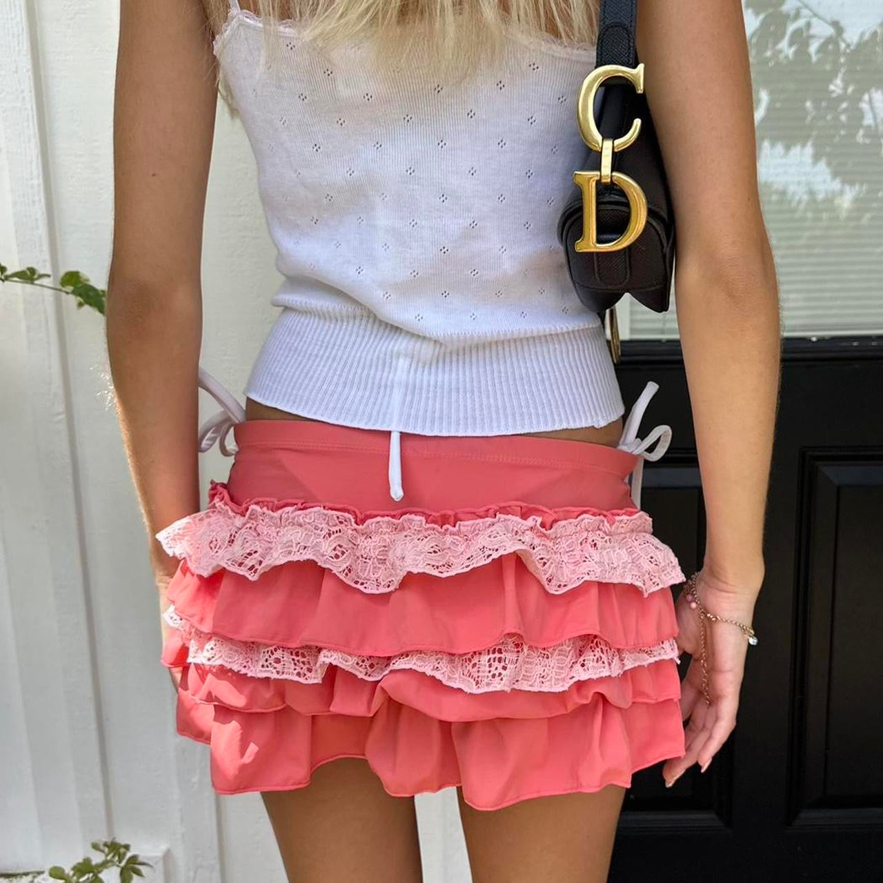 Vintage 90’s ruffle mini skirt