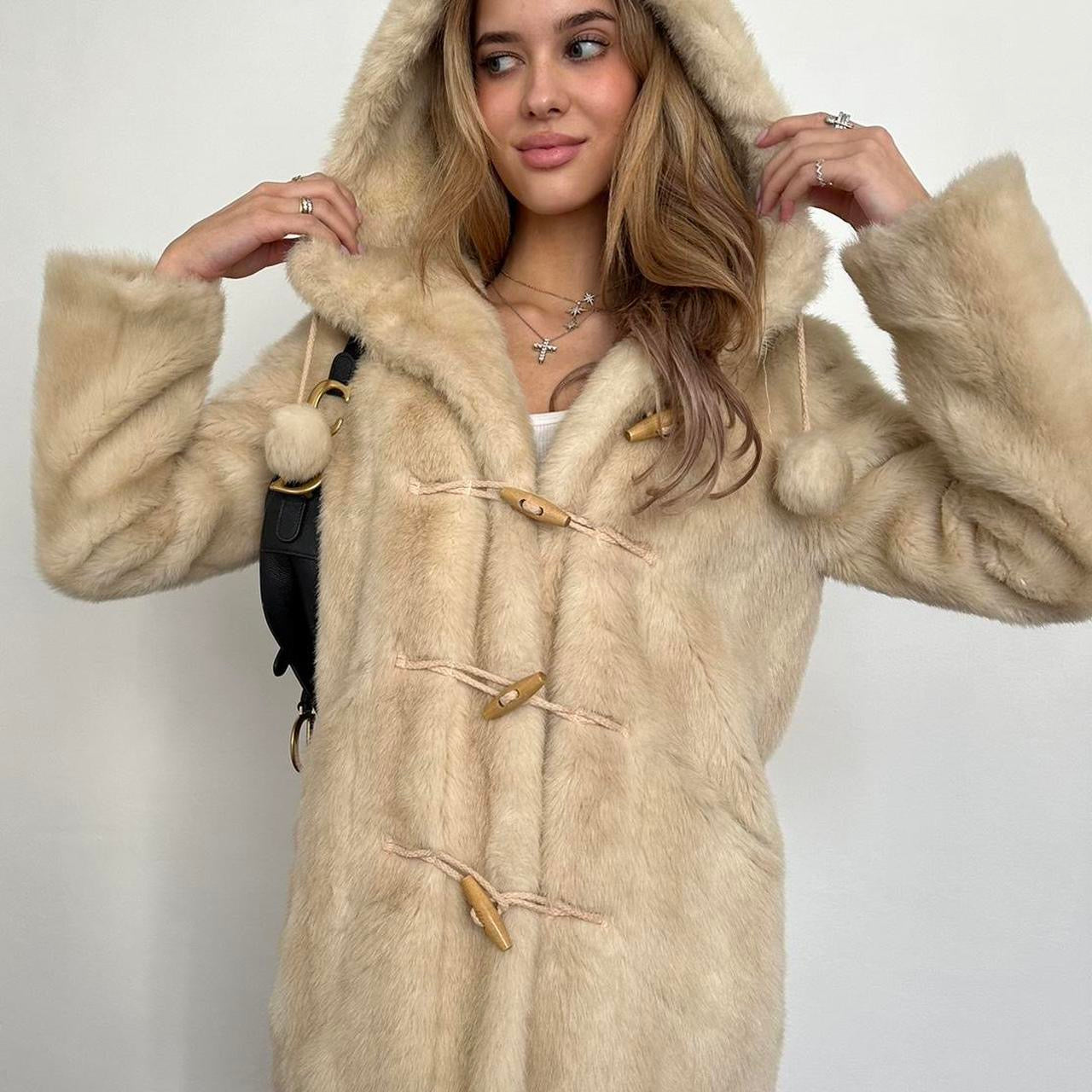 Vintage 2000’s tan faux fur jacket