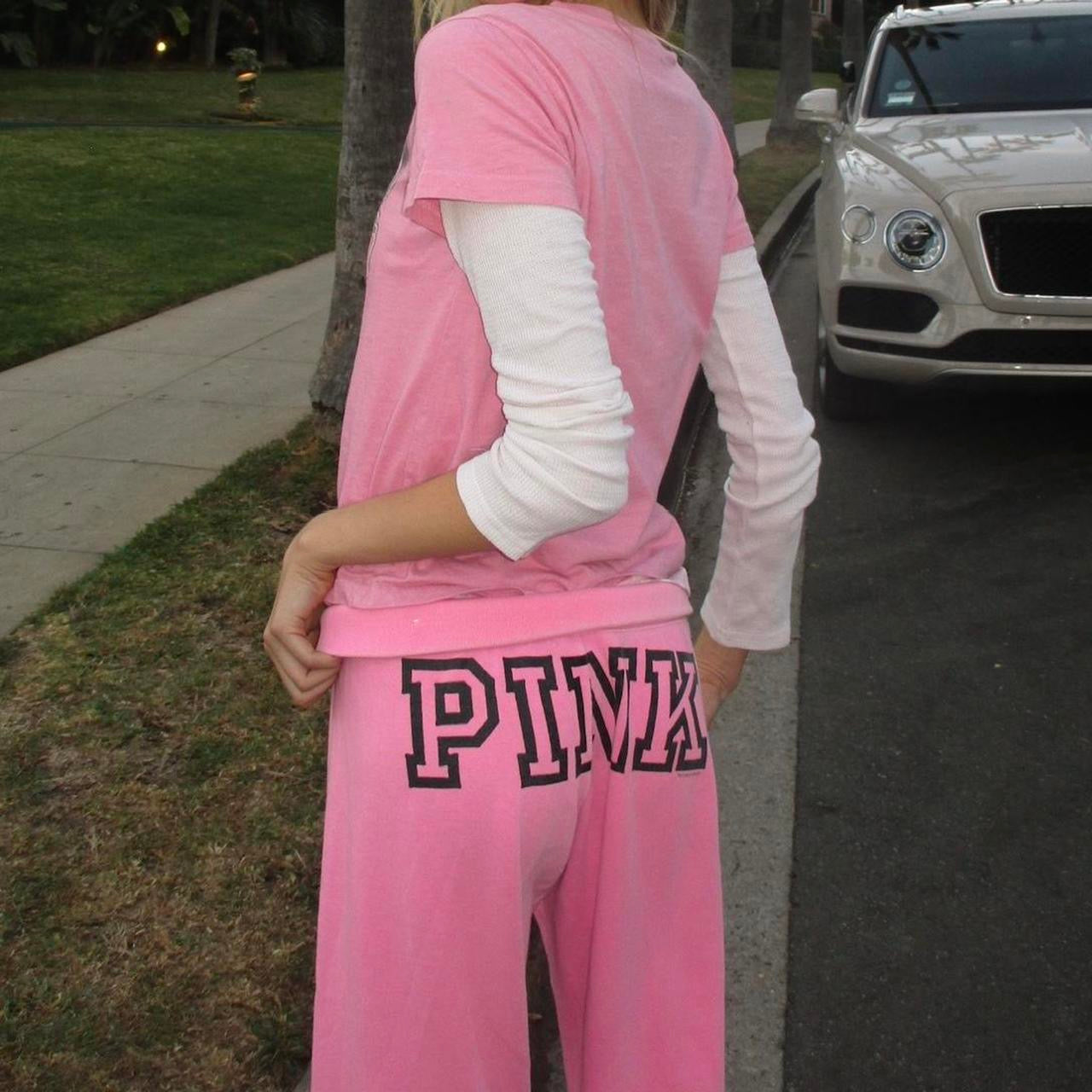 Vintage 2000’s Victoria’s Secret love pink sweatpants