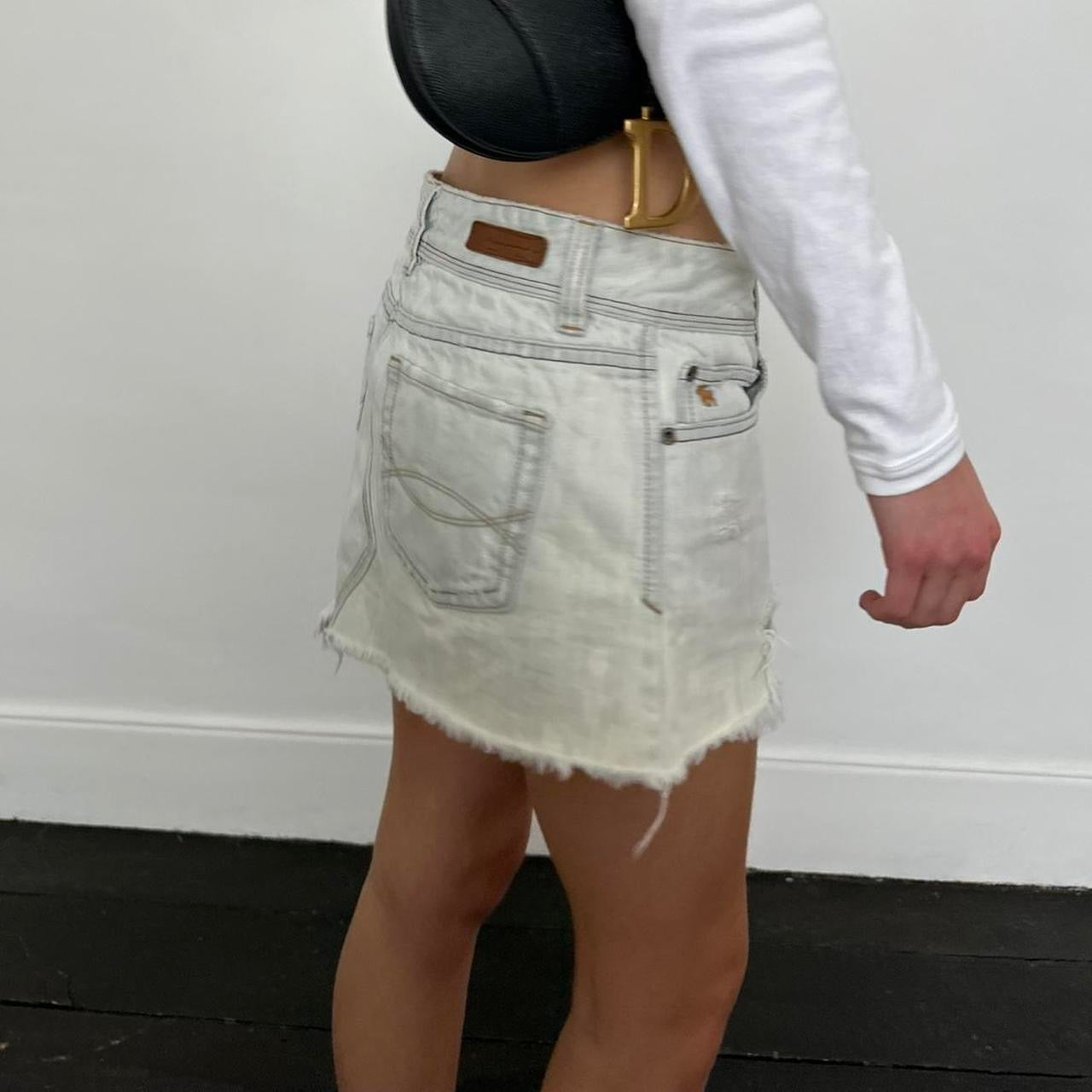 Vintage 2000’s Abercrombie and Fitch blue denim mini skirt