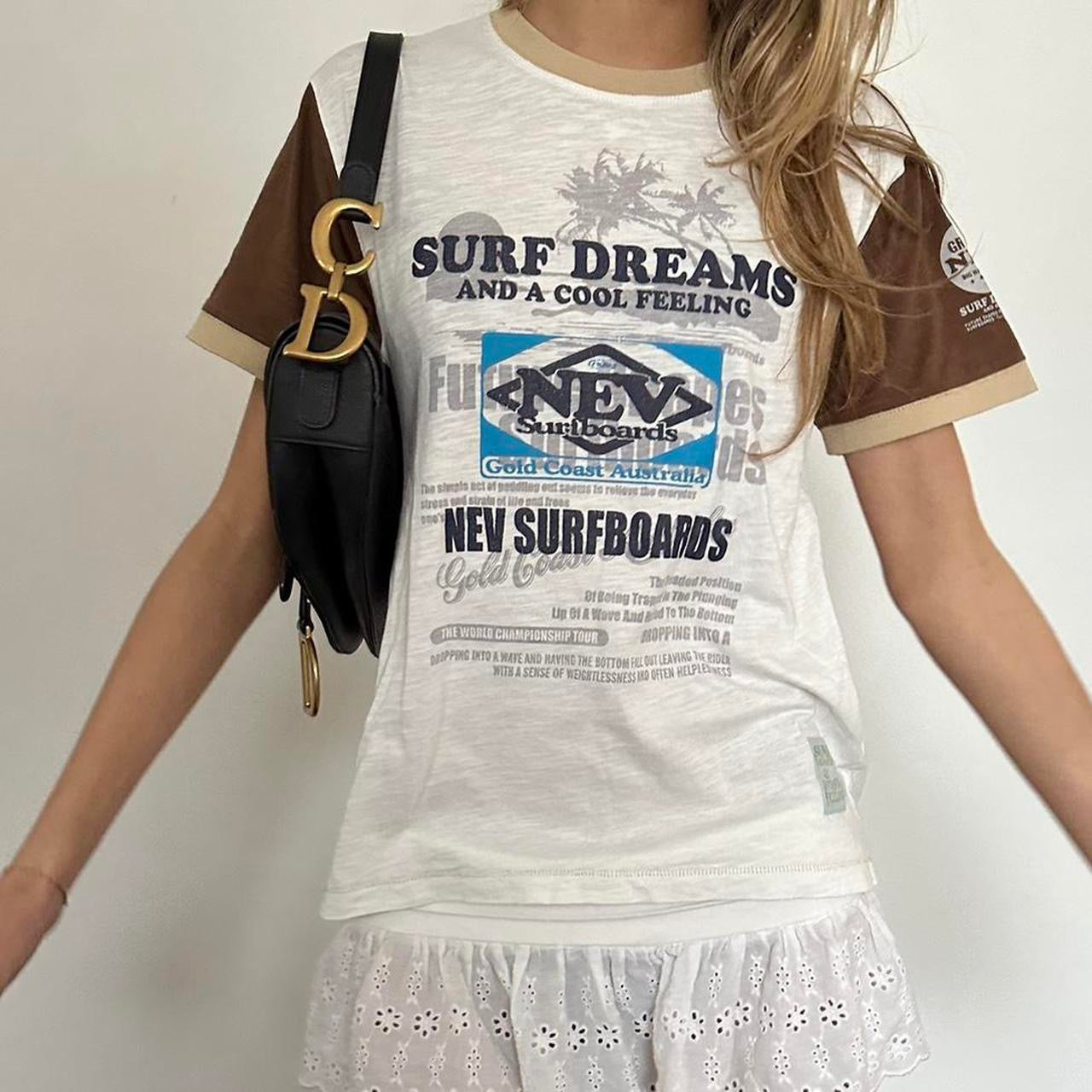 Vintage 90’s Surf Dreams T-shirt