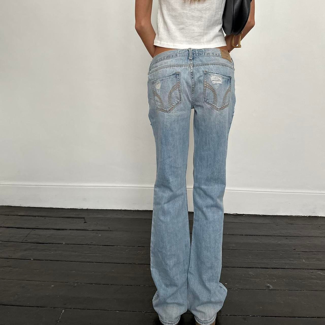 Vintage Hollister 2000’s blue distressed jeans 🩵
