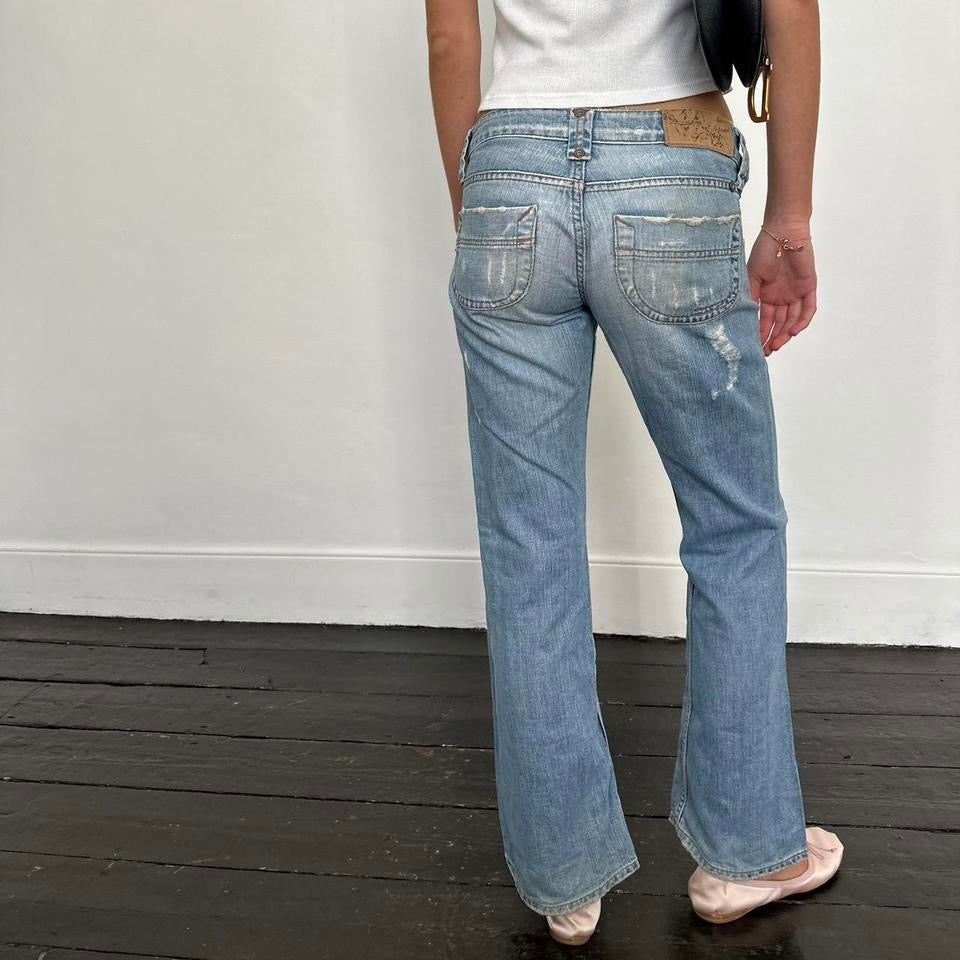 Vintage early 2000s blue wash bootcut jeans