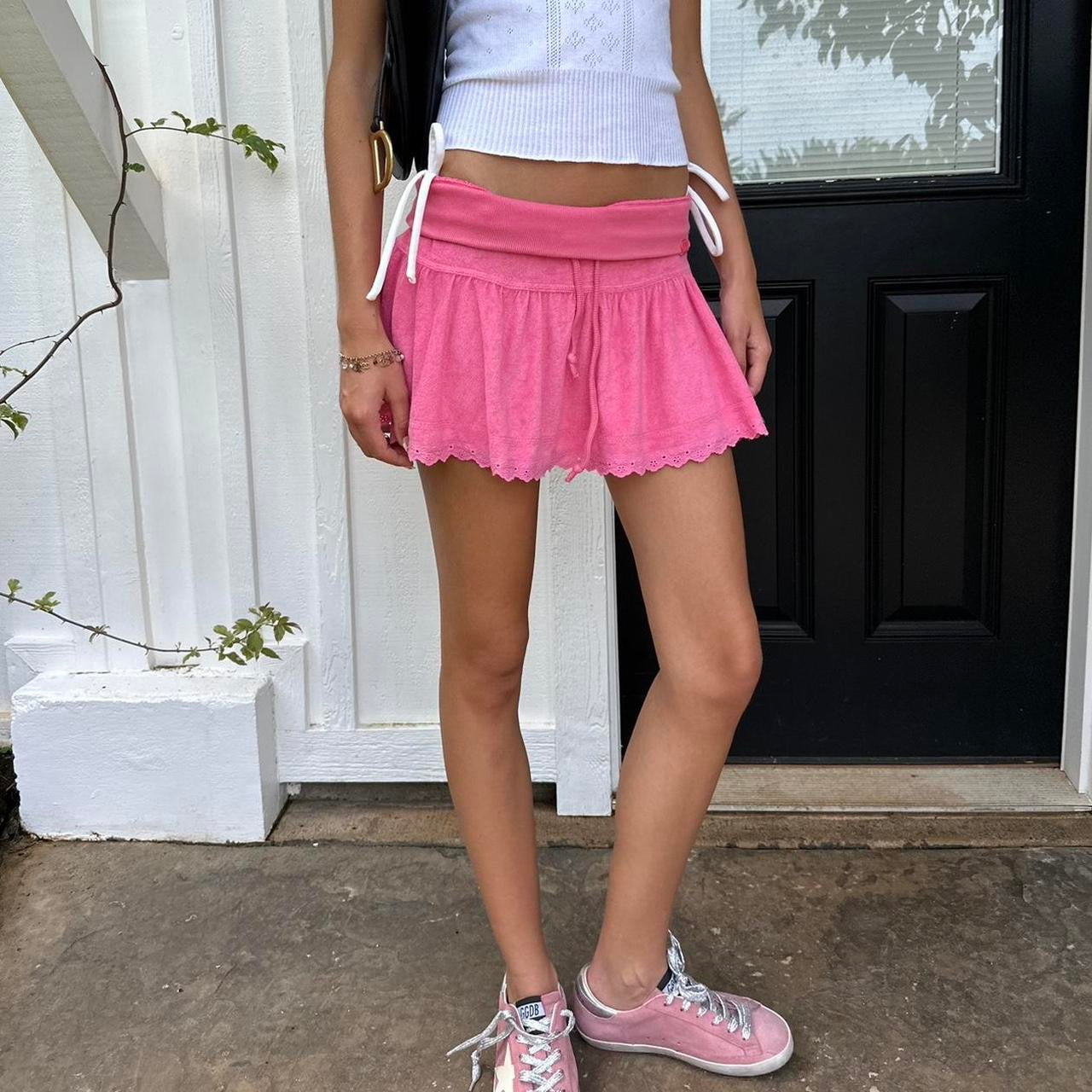 Vintage early 2000s pink mini skirt