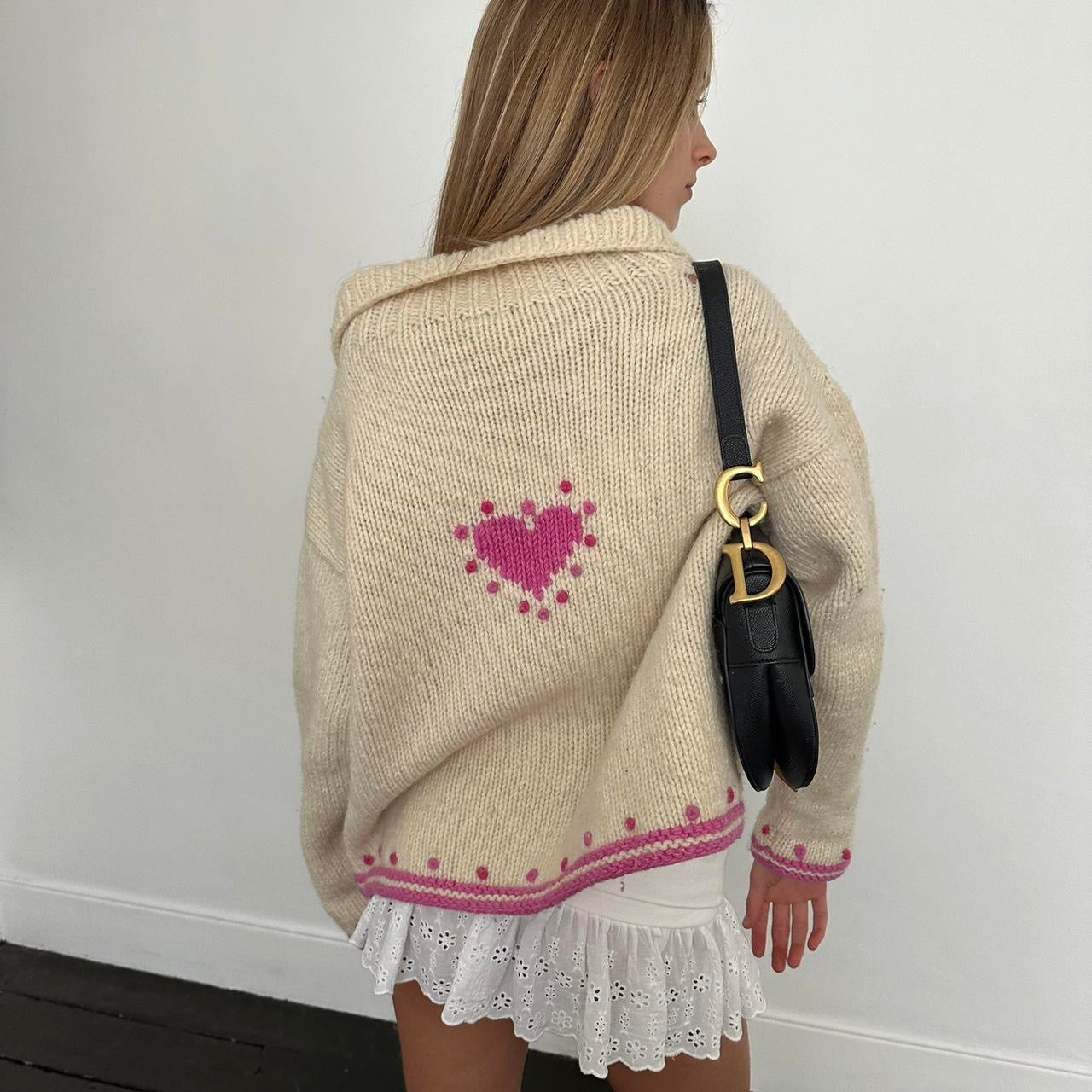 Vintage 90ās cream knit heart cardigan